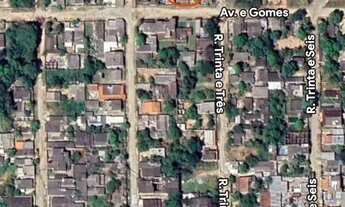 Imagem: 3 casas independentes com laje e quintal