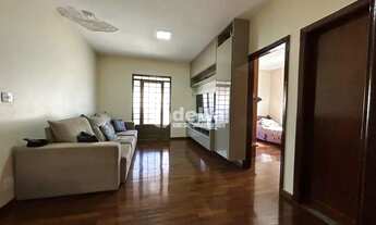 Imagem 2: Casa residencial com 4 quartos sendo 1 suíte disponível para locação e venda no bairro San