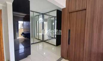 Imagem 2: Cobertura disponível para venda no bairro Brasil em Uberlândia-MG