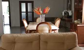 Imagem 5: Excelente Sobrado em Condomínio para venda tem 360 metros quadrados com 4 quartos