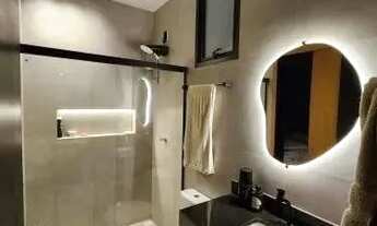 Imagem 5: Vendo casa de 4/4 sendo duas suítes no sim