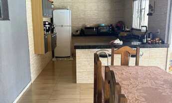 Imagem 3: Casa com piscina