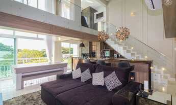 Imagem 5: Um cenário de pé-direito duplo e inteiro para você