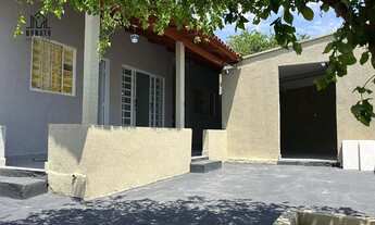 Imagem: Casa de Esquina Reformada em Senador Canedo