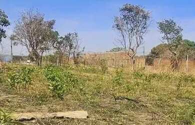 Imagem 5: Lote com localização estratégica, de 360m² plano e de posição solar Nascente!