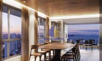 Imagem: Apartamento com 4 sítes à venda, 194 m²