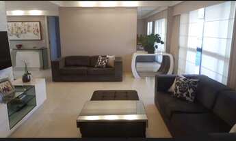 Imagem 3: Luxuoso apartamento à venda totalmente reformado e decorado, 200m2, 4 suítes na praça de c