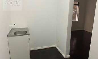 Imagem 3: Apartamento com 1 dormitório para alugar, 29 m² por R$ 650,00/mês - Centro Histórico - Por