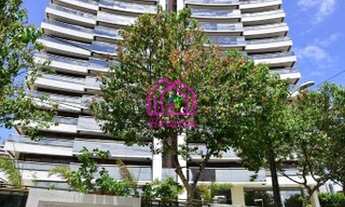 Imagem: Apartamento para venda tem 219 m² com 4