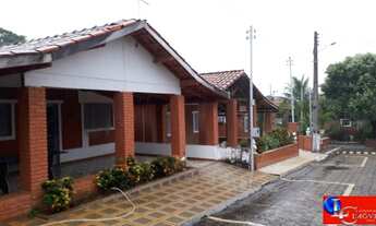 Imagem 7: Excelente Chalé em Caldas Novas 4/4, 3 banheiros, varanda, próximo ao Assaí Oportunidade!