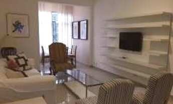 Imagem 2: Apartamento para venda possui 120 metros quadrados com 3 quartos, reformado em frente ao m