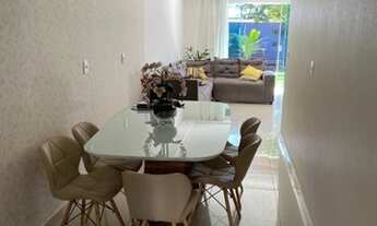 Imagem 4: Casa de condomínio para venda possui 249 metros quadrados com 3 quartos