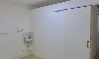 Imagem 2: Cond. Ed Odeon Galpão / depósito com aluguel por R$900 /mês