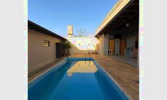 Imagem 5: Casa no Jardim Belvedere com piscina, 4 quartos, 2 suítes, R$ 680.000,00