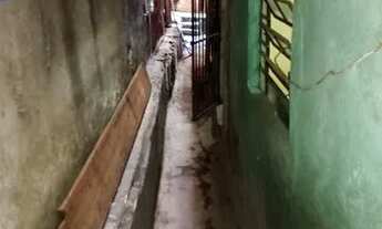 Imagem 5: Quarto e banheiro pia