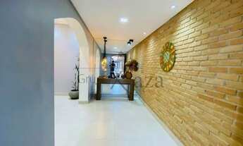 Imagem 2: Casa Térrea com Edícula na Vila Industrial - 04 Dorms c/ suíte - 300m²