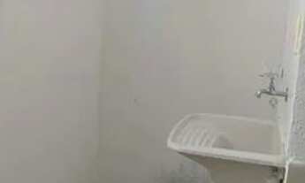 Imagem 7: Alugo apartamento térreo de dois quartos, sala, cozinha, banheiro, área de se