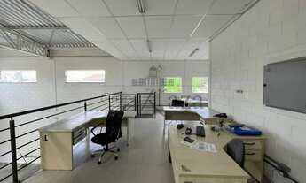 Imagem 5: Jacarei - Prédio Inteiro - Chacaras Santa Maria