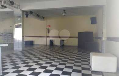 Imagem 6: Prédio/Edifício inteiro para aluguel possui 1200 metros quadrados com 5 quartos