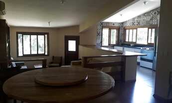 Imagem 5: Casa para Venda - 300m², 3 dormitórios, sendo 1 suites, 2 vagas - Centro