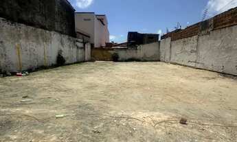 Imagem: Terreno na Varjota, entre as Ruas Ana Bilhar