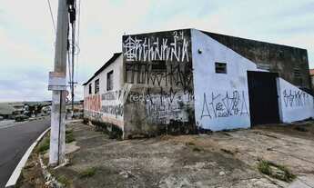 Imagem: Galpão e Casa à Venda Esquina em Avenida