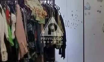 Imagem 5: 4 Quartos e 3 Suítes: na Avenida do Pepê