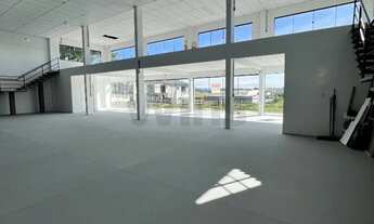 Imagem 3: Pavilhão novo localizado na Linha Anta