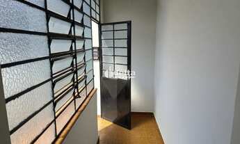 Imagem 6: Casa comercial disponível para locação no bairro Martins em Uberlândia - MG