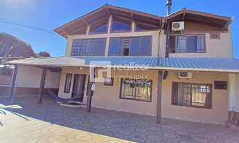 Imagem: Casa 5 quartos sendo 4 suítes no bairro