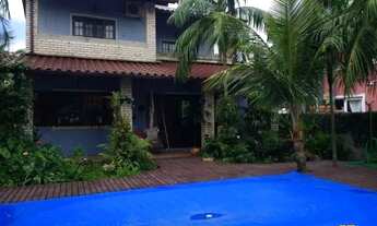 Imagem: Casa com 3 dormitórios a 500m do mar no