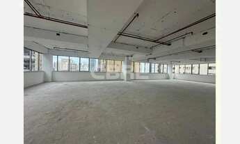 Imagem 3: Escritório de 270 m² no centro do bairro Savassi