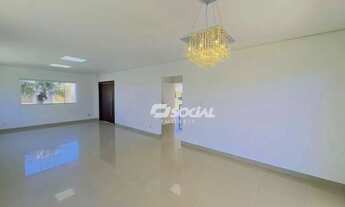 Imagem 4: Excelente casa estilo sobrado para locação toda montada com moveis planejados. Cond. San G