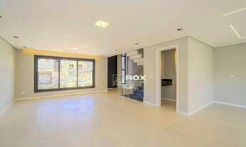 Imagem 5: Casa de Alto Padrão com 3 suites, amplo quintal em condomínio fechado à venda - Costeira