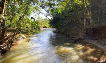 Imagem: Chácara de 3.900 mt em trindade com Ribeirão