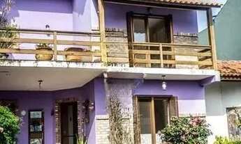 Imagem 2: Casa em condomínio fechado de 2 quartos, suíte, 2 vagas no bairro Guarujá