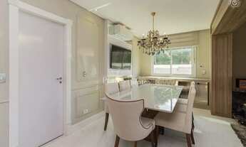 Imagem 7: Um cenário de pé-direito duplo e inteiro para você