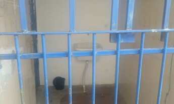 Imagem 3: Quartos com banheiro e pia