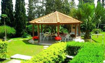 Imagem 5: Chácara com 3 casas no espaço, com lazer completo, muito bem localizada à venda, 6147 m² p