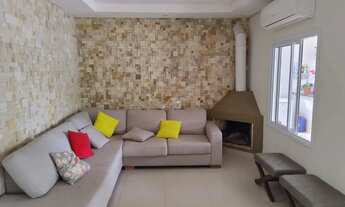 Imagem 4: Imóvel para aluguel possui 355 metros quadrados com 4 quartos