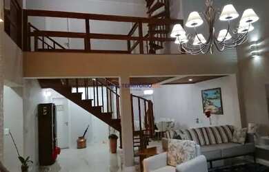 Imagem 7: Casa em Porto Alegre, no bairro Espirito Santo, com 4 dormitório(s), e 4 banheiros, à vend