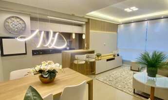 Imagem 1: Apartamento mobiliado e decorado, com 2 quartos, sendo um suíte, a 100m do mar. R$-600-Mil