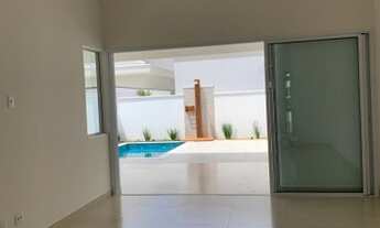 Imagem 4: Casa de condomínio térrea para venda com 240 metros quadrados com 3 quartos