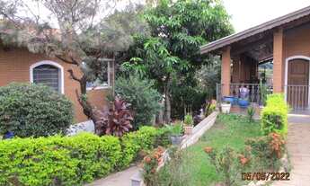 Imagem 2: Chácara para venda possui 302 metros quadrados com 3 quartos