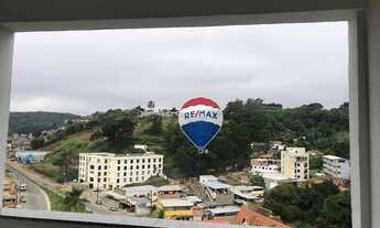 Imagem 4: Elevador/Sala c/Varanda/2 Quartos/Garagem Coberta Numerada/Cozinha Americana/Lavanderia se