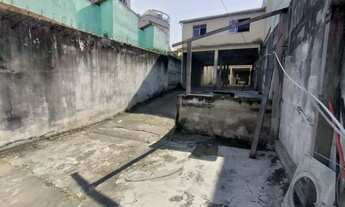 Imagem 4: Terreno com 03 construções / com possibilidade real para ser uma condominio de vilas de ca