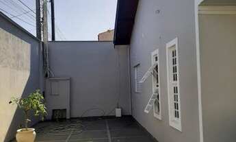 Imagem 6: Casa para venda possui 220 metros quadrados com 3 quartos em Icaray - Araçatuba - SP