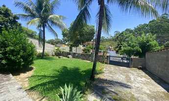 Imagem 6: Casa para venda possui 250 metros quadrados com 5 quartos