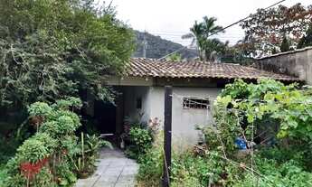 Imagem 4: Sobrado com 4 dorm, 480 m² de área total, vendo no Guaiúba-Guarujá SP