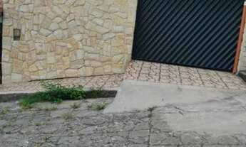 Imagem 1: Casa para aluguel possui 60 metros quadrados com 2 quartos em Siderlândia - Volta Redonda